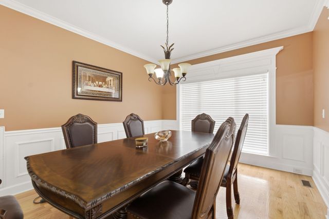 2733 Presley Dr, Murfreesboro, TN 37128