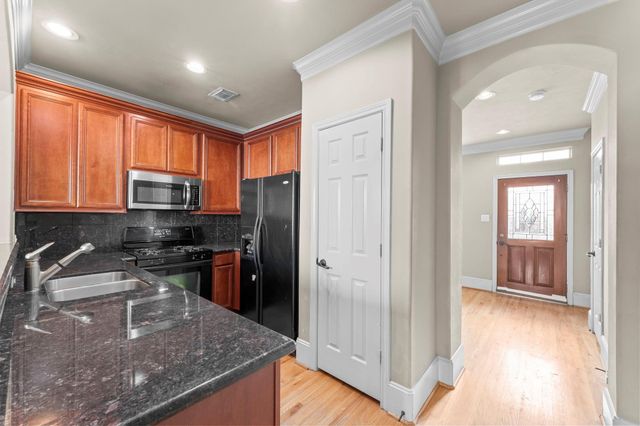 1755 Aden Drive, Houston, TX 77003