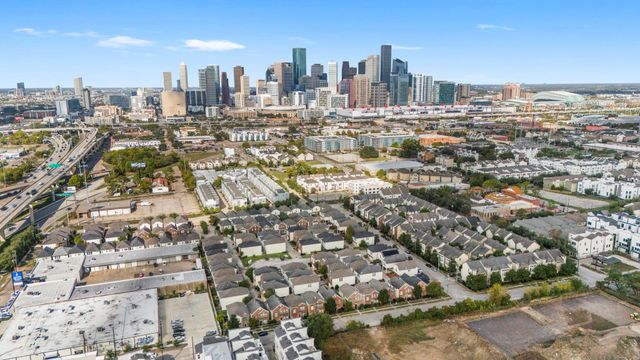 1755 Aden Drive, Houston, TX 77003