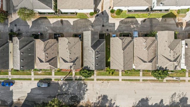 1755 Aden Drive, Houston, TX 77003