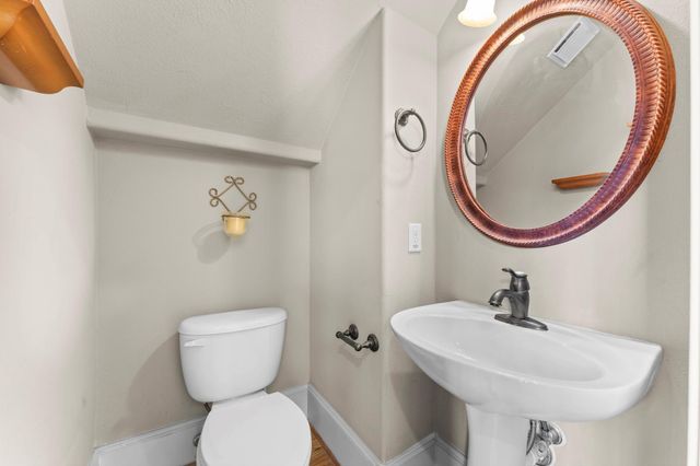 1755 Aden Drive, Houston, TX 77003