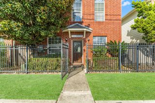 1755 Aden Drive, Houston, TX 77003