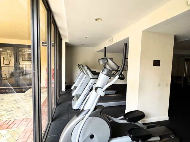 55 Merrick Way 707, Coral Gables, FL 33134