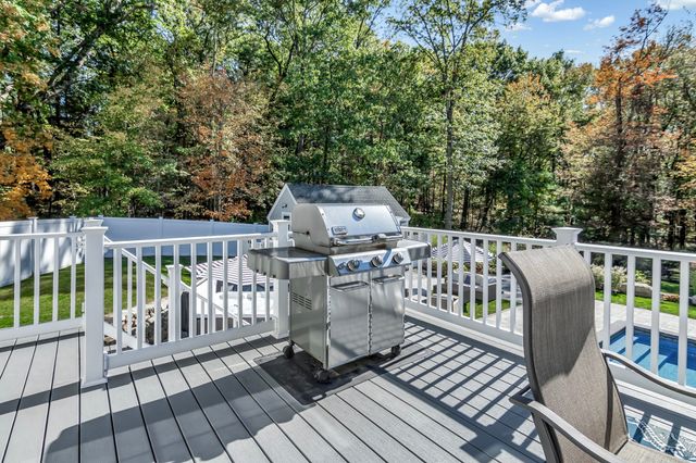 320 High Plain Road, Andover, MA 01810
