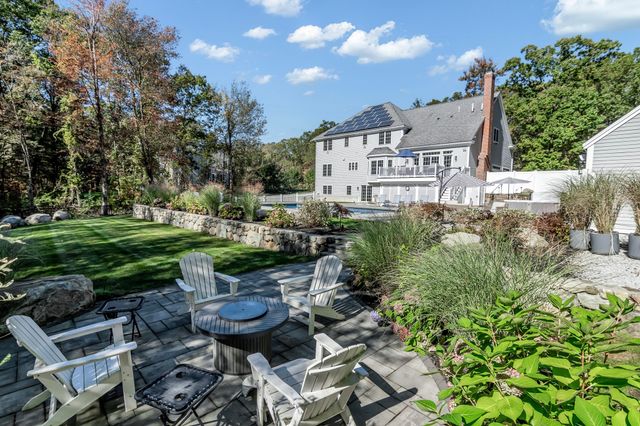320 High Plain Road, Andover, MA 01810