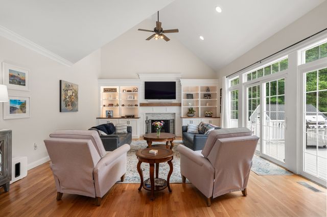320 High Plain Road, Andover, MA 01810