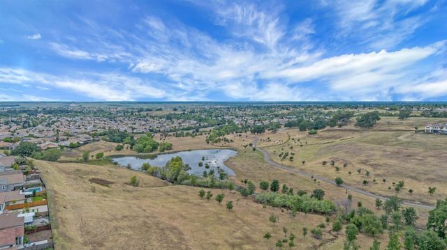 602 Brooklyn Ct, Lincoln, CA 95648