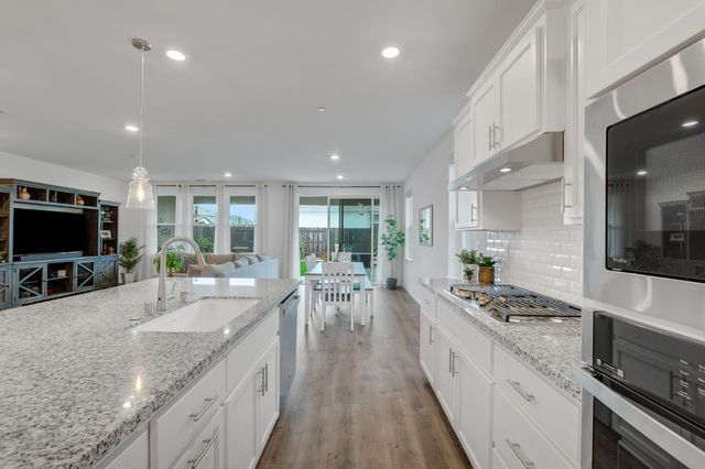 602 Brooklyn Ct, Lincoln, CA 95648