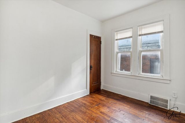 12328 Longview Street, Detroit, MI 48213