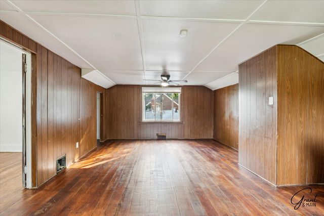 12328 Longview Street, Detroit, MI 48213