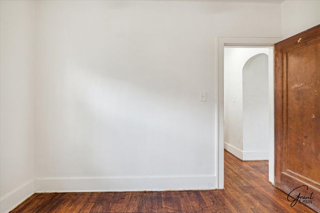 12328 Longview Street, Detroit, MI 48213