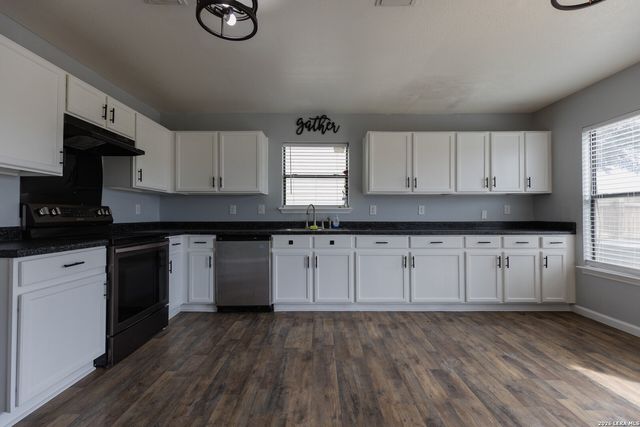 54 LONGLEAF CORAL, San Antonio, TX 78247