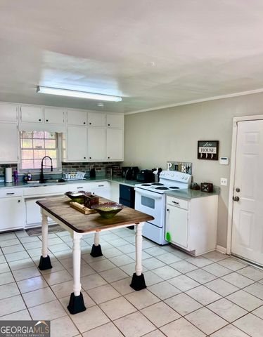 1286 Oak Hill Road, Covington, GA 30016