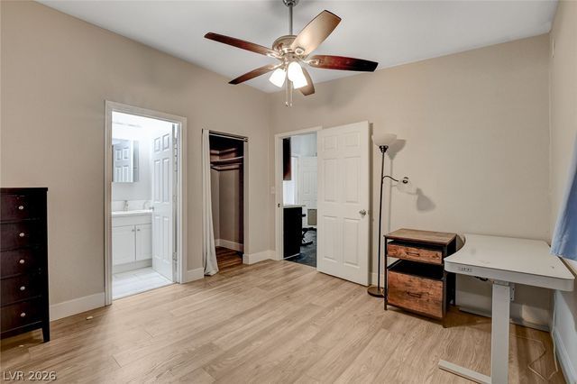 1077 Westminster Avenue, Las Vegas, NV 89119