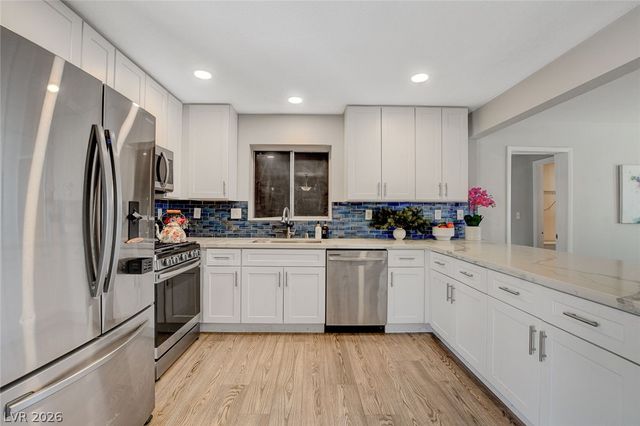 1077 Westminster Avenue, Las Vegas, NV 89119
