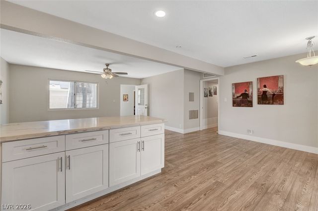 1077 Westminster Avenue, Las Vegas, NV 89119