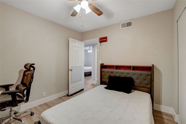 1077 Westminster Avenue, Las Vegas, NV 89119
