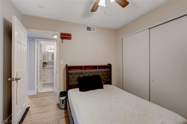 1077 Westminster Avenue, Las Vegas, NV 89119