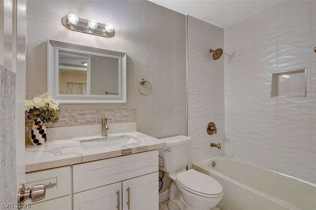 1077 Westminster Avenue, Las Vegas, NV 89119