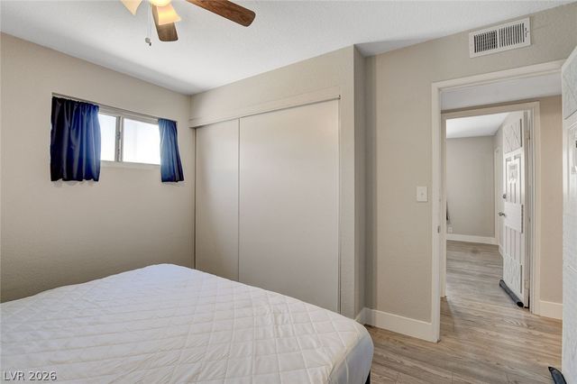 1077 Westminster Avenue, Las Vegas, NV 89119