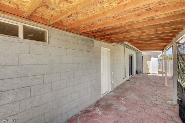 1077 Westminster Avenue, Las Vegas, NV 89119