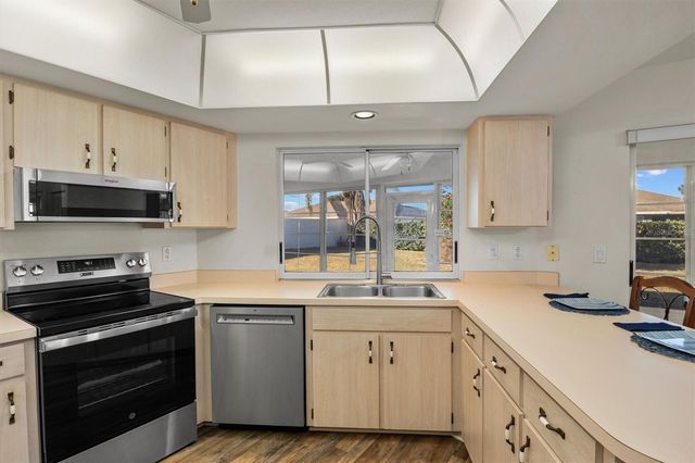 2220 JACKSON HEIGHTS DRIVE, Sebring, FL 33870