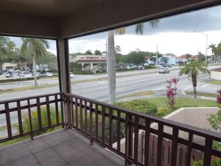 11219 SW 88th St 205C, Miami, FL 33176