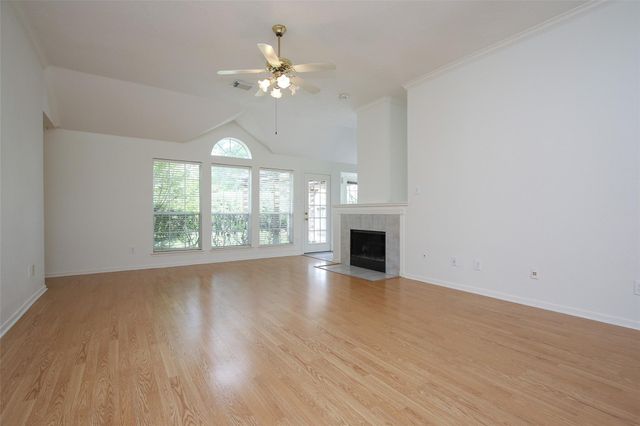 9822 Therrell Drive, Houston, TX 77064