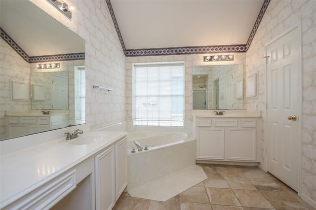 9822 Therrell Drive, Houston, TX 77064