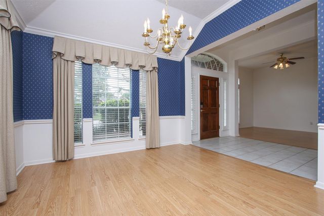 9822 Therrell Drive, Houston, TX 77064