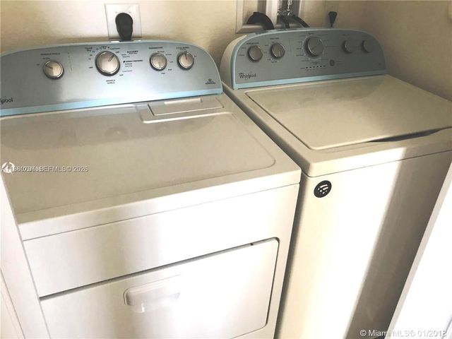 210 NW 109 Ave 215, Miami, FL 33172