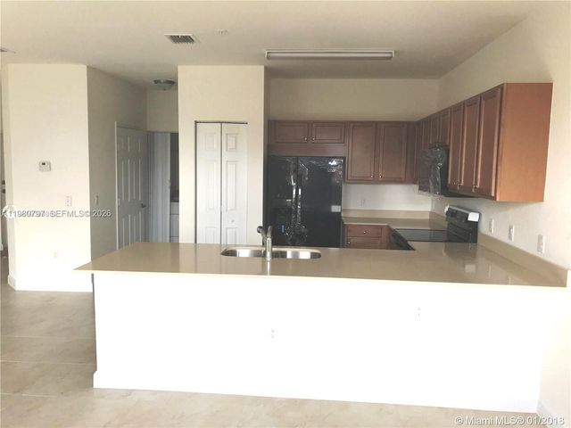 210 NW 109 Ave 215, Miami, FL 33172