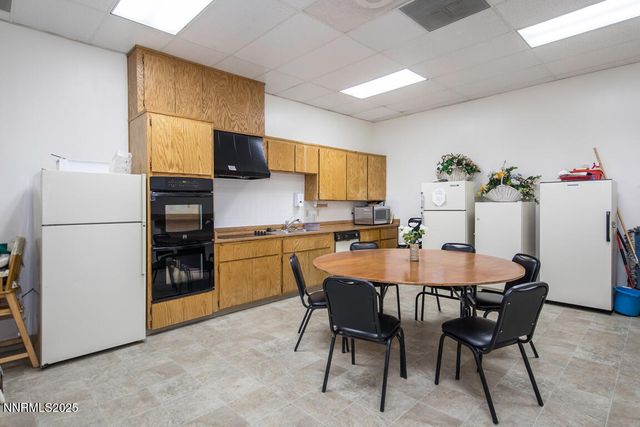 22 Ave De La Couleurs, Sparks, NV 89434