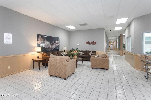 22 Ave De La Couleurs, Sparks, NV 89434