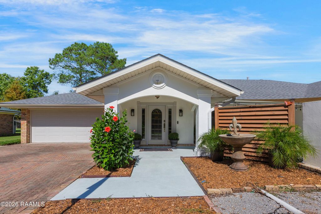 703 Evergreen Drive, New Iberia, LA 70563