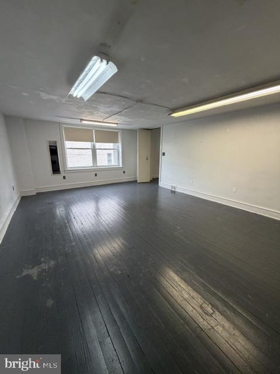 4047 CRESSON ST, PHILADELPHIA, PA 19127 — photo 3