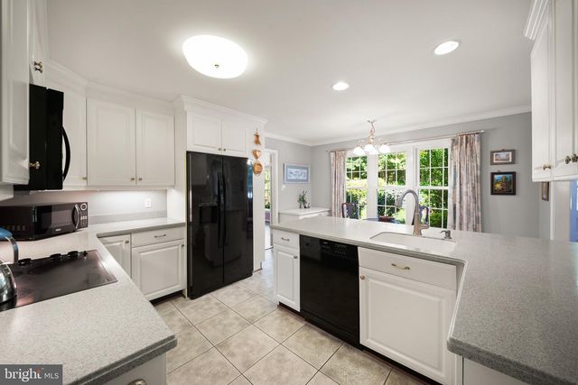 3422 TILTON VALLEY DR, Fairfax, VA 22033