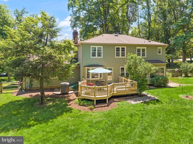 3422 TILTON VALLEY DR, Fairfax, VA 22033