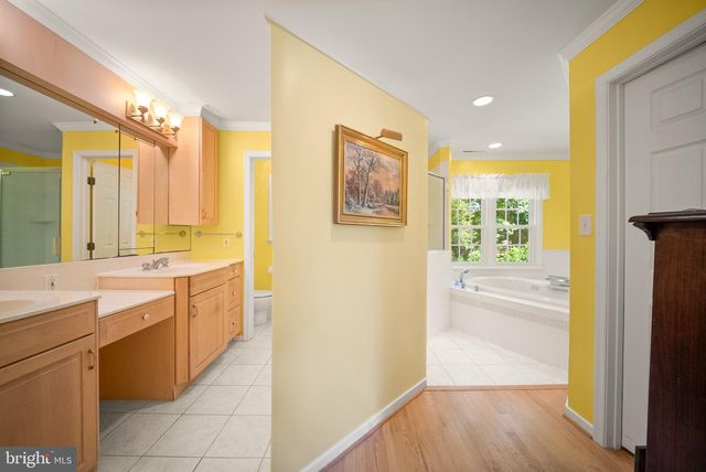 3422 TILTON VALLEY DR, Fairfax, VA 22033
