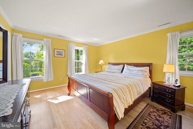 3422 TILTON VALLEY DR, Fairfax, VA 22033