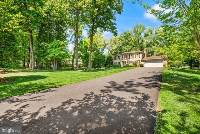 3422 TILTON VALLEY DR, Fairfax, VA 22033