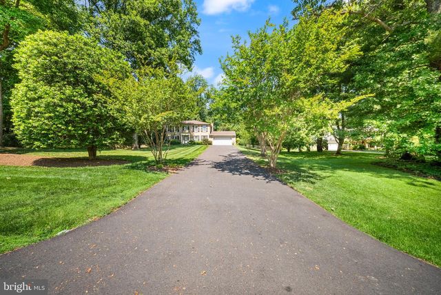 3422 TILTON VALLEY DR, Fairfax, VA 22033