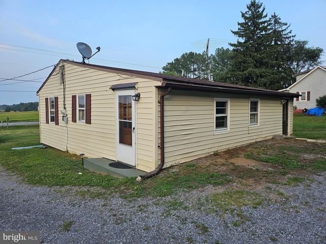 3424 PAPERMILL RD, Winchester, VA 22602