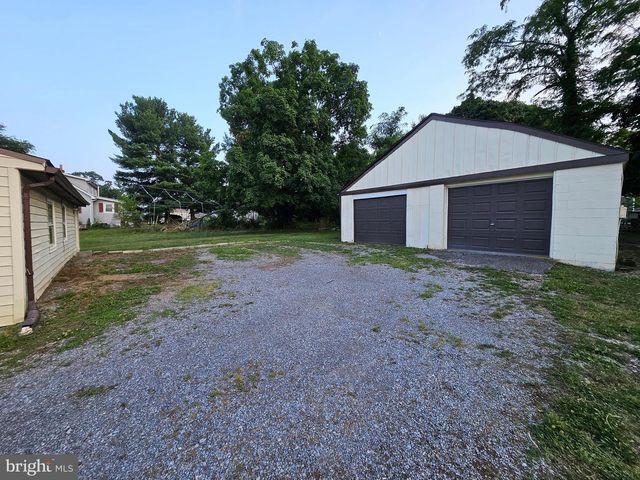 3424 PAPERMILL RD, Winchester, VA 22602