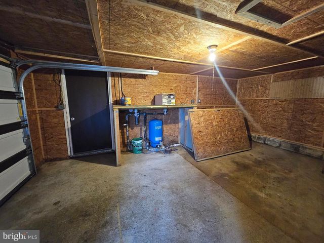 3424 PAPERMILL RD, Winchester, VA 22602