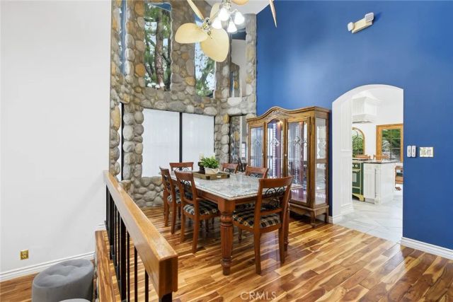 11822 Zelzah, Granada Hills, CA 91344