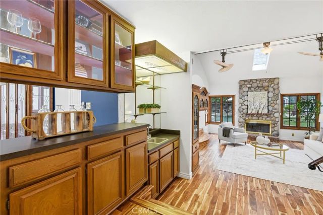 11822 Zelzah, Granada Hills, CA 91344