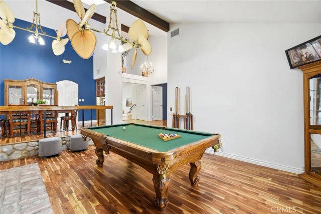 11822 Zelzah, Granada Hills, CA 91344