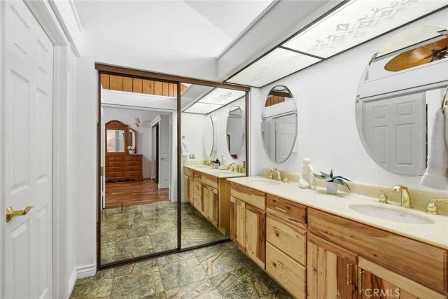 11822 Zelzah, Granada Hills, CA 91344