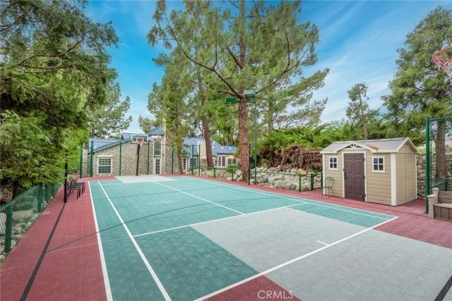 11822 Zelzah, Granada Hills, CA 91344